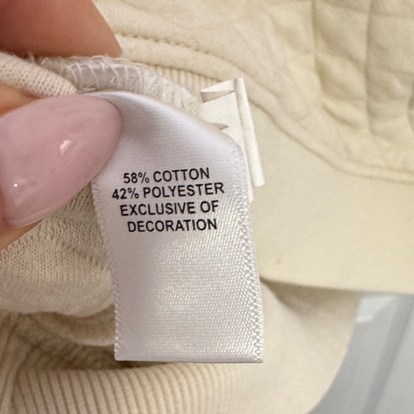 League Cream Sweatshirt with Red Tag - Picture 7 of 7